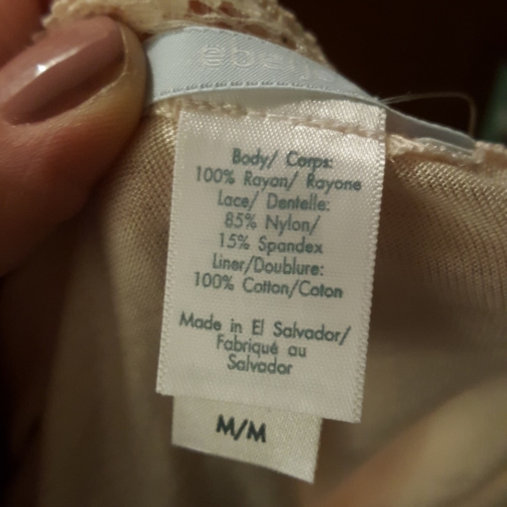 Reposh Eberjey Ruffle romper - Picture 3 of 3